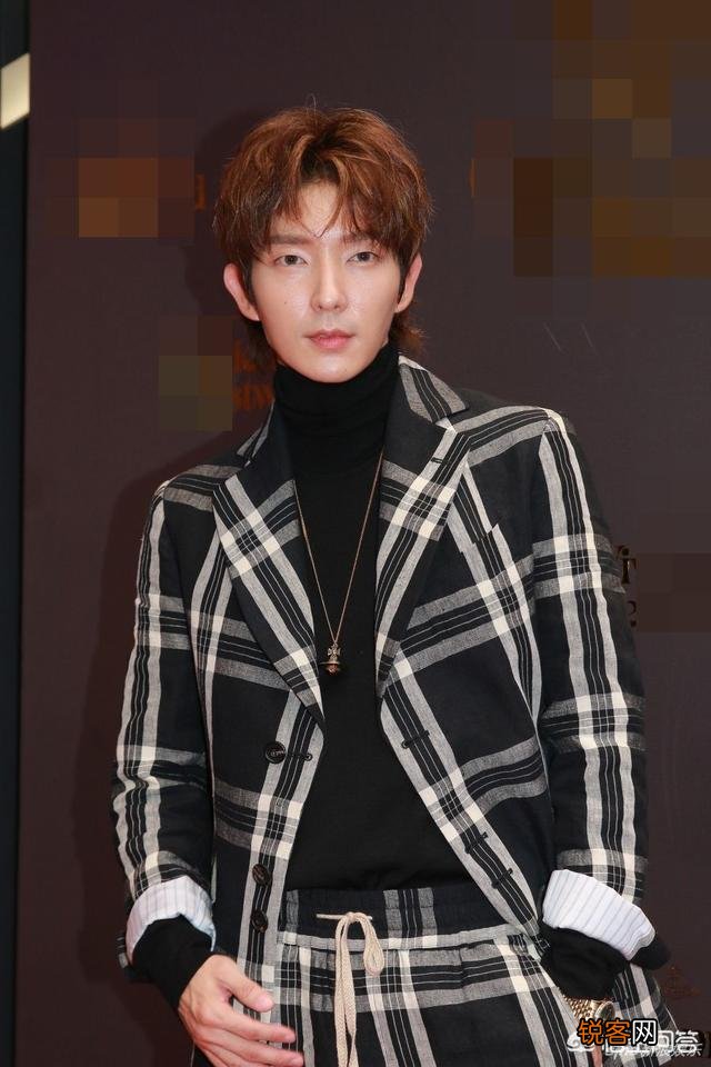 还记得韩国花美男李准基么？