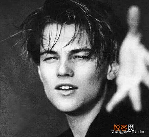 如何评价小李子年轻时的长相？