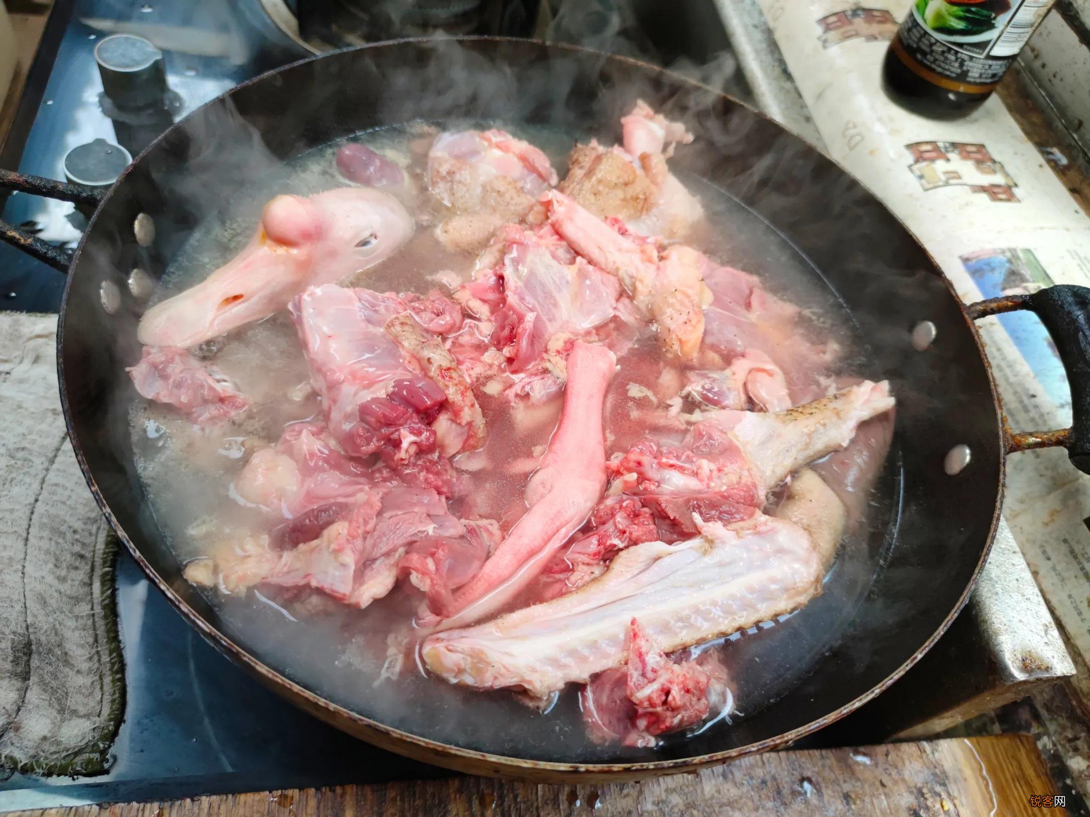 大鹅怎么炖才好吃 如何让鹅肉嫩而不柴