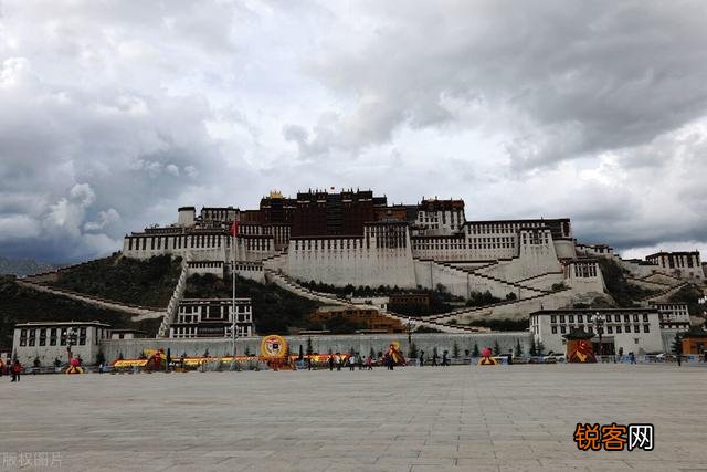 全国最值得去的十大旅游景点是哪里？