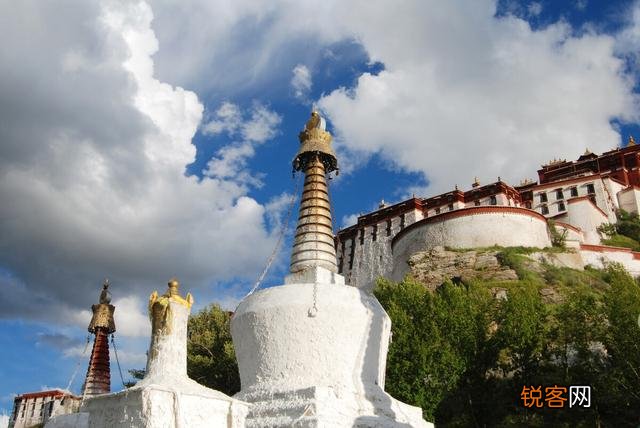 全国最值得去的十大旅游景点是哪里？