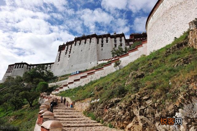 全国最值得去的十大旅游景点是哪里？