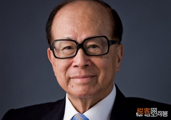 李嘉诚家族和三星控股集团相比,哪个财团的财力更强？