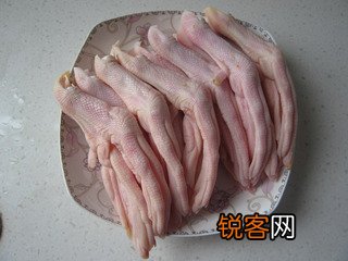 一口香鸭掌的做法