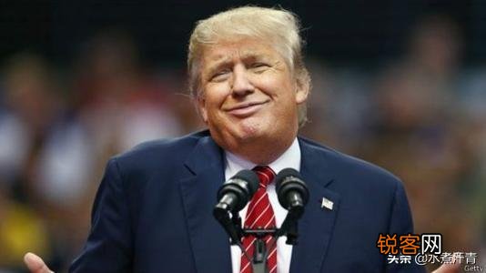 美国版的“狐鸣鱼书”,海牛背上现“特朗普”字样,背后真相到底是什么？