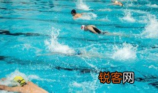 正确的游泳姿势和换气技巧视频 游泳换气技巧口诀