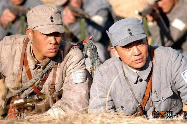 《亮剑》《我的团长我的团》《士兵突击》这三部电视剧,你觉得哪部可以排第一？