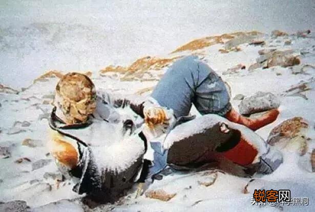 珠穆朗玛峰上温度很低,人死了也不会腐烂,在上面能看到中国古代的人吗?