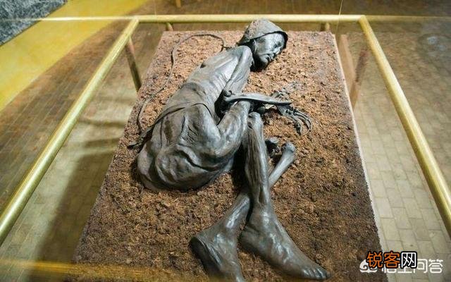 珠穆朗玛峰上温度很低,人死了也不会腐烂,在上面能看到中国古代的人吗?