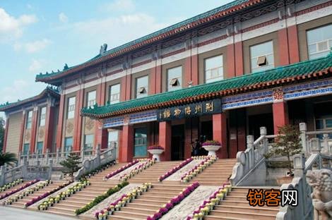 湖北荆州曾出土距今两千多年的软尸“遂先生”。这种软尸是怎么形成的?