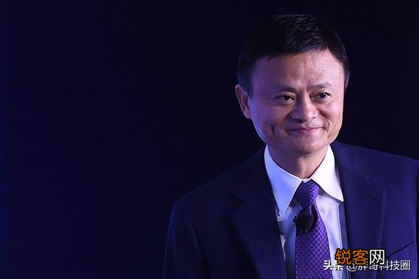 为什么马云已经卸任了,还能代表阿里巴巴？