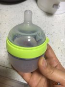 想问一下各位宝妈们在淘宝上哪家店铺卖的奶嘴最好？宝宝七个月了？