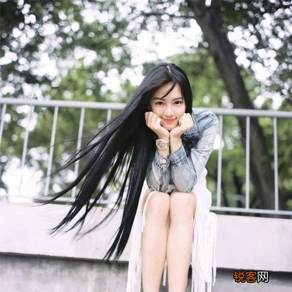 头发很毛躁,大家用什么洗发水和护发素？