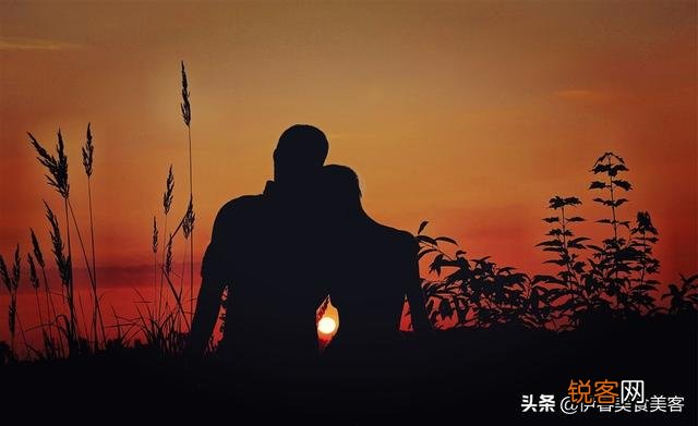 领着儿子在超市碰见前妻,她总是落泪,至今带着我的女儿还单身过,我该怎么办？
