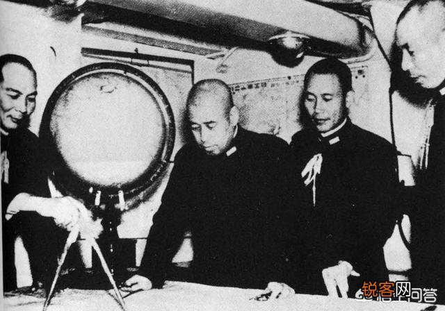 瓜岛战役,美、日双方舰载机擦肩而过,为什么不开战？