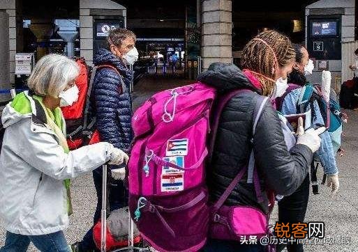 到下半年美国疫情失控,会爆发内乱还是先攻打其他国家？
