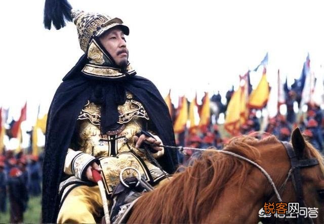 据说历史上马镫是一项不亚于火药的发明？这为什么？