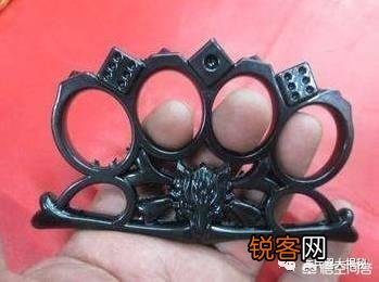 都说高手过招“一寸长一寸强”,为什么还有判官笔、峨眉刺这种奇门兵器？