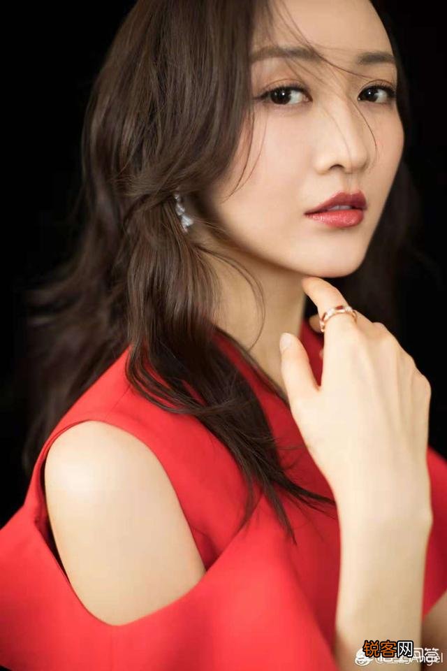 有哪些女明星的嘴型很好看？