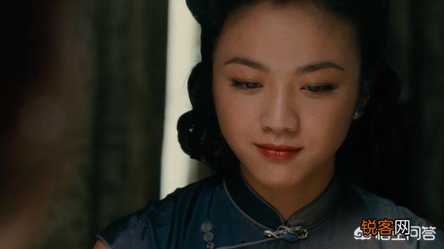 有哪些女明星的嘴型很好看？