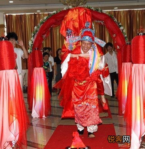 为什么中国人喜欢红色?红色代表什么?
