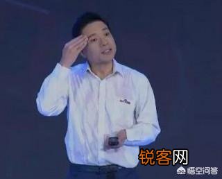 百度AI开发者大会李彦宏遭泼水的事情经过是什么？