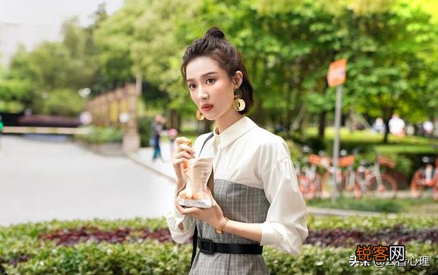 怎么用一句话形容拥有玻璃心的人？