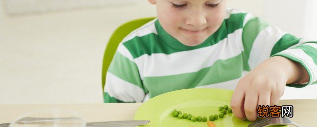 怎么培养独立进食性格 引导孩子自己吃饭的方法