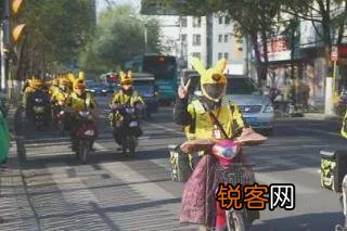 2017年流行什么颜色的羽绒服?
