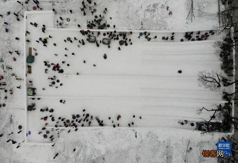 冰天雪地怎们造句,冰天雪地成语造句