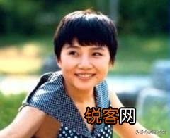 你觉得李娜、韩红、云朵的《青藏高原》,谁唱的更好？