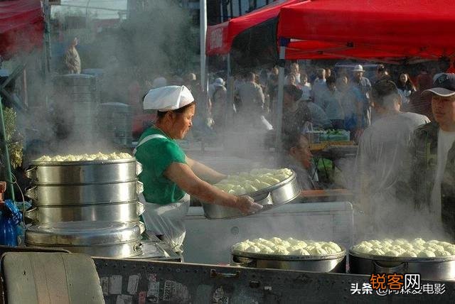 开一家夫妻店大小的早餐店要多少本钱？一般一天有多少营业额？