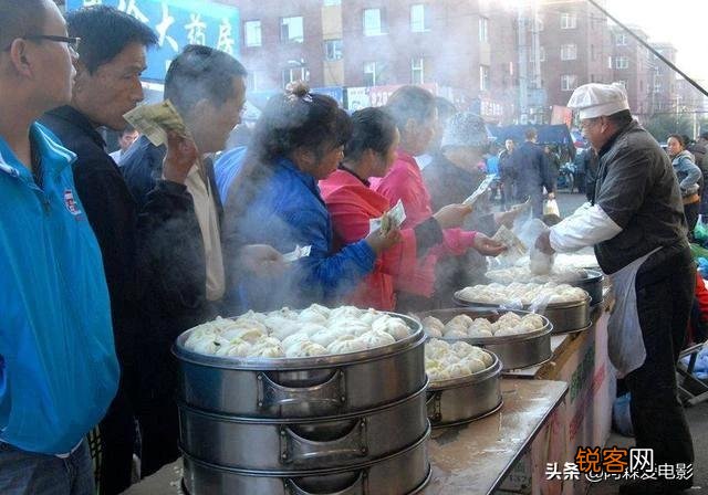 开一家夫妻店大小的早餐店要多少本钱？一般一天有多少营业额？