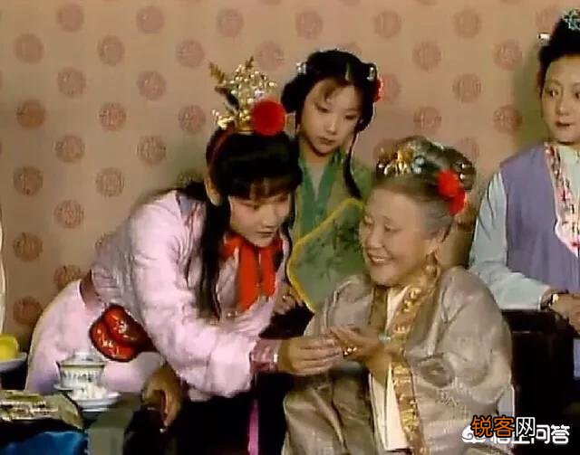 元妃命人在清虚观从初一到初三打三天平安醮,到底是为了谁祈求平安？