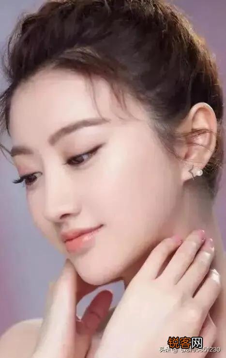同时有三个男生追你,你该怎么办？