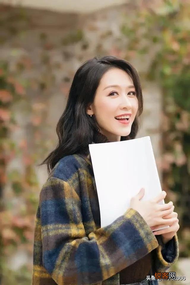 我是单身,一个有家室的男人对我很好,我慢慢对他也产生了依赖,我该怎么办?