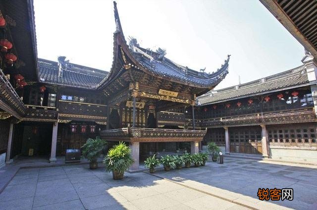 你觉得宁波市的地标性建筑应该是什么？