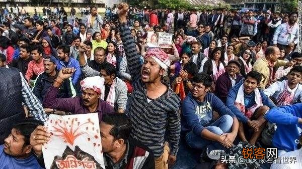 为什么说印度的骚乱,是莫迪日积月累的狂妄造成的呢？