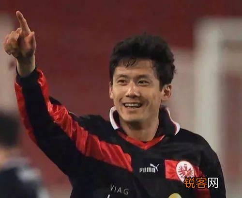亚洲足坛历史最帅11人阵容,又要帅又要能打,怎么选？