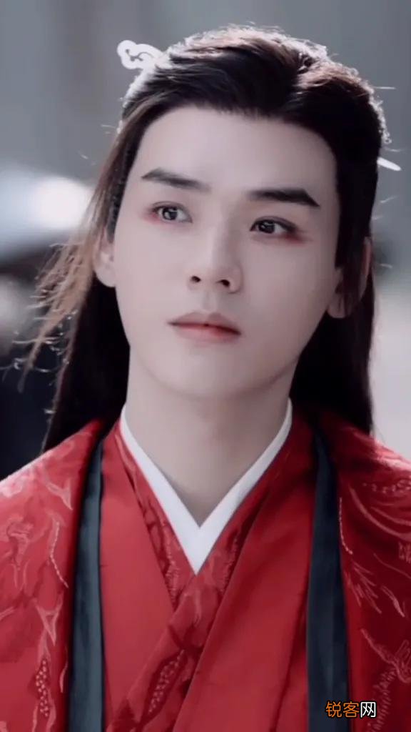 中国目前为止排名第一的美男子是谁？