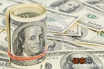 美国每年耗费4万亿美元的军费,为什么没有像苏联一样崩溃？