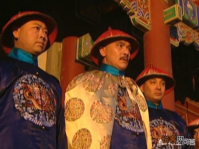 《雍正王朝》中,康熙既然已经决定把皇位传给雍正,为什么不提前把十三阿哥放出来？