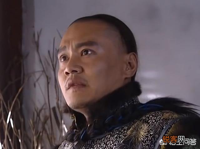 《雍正王朝》中,康熙既然已经决定把皇位传给雍正,为什么不提前把十三阿哥放出来?