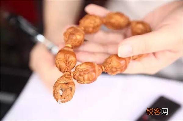 文玩圈里,老玩友所说的“三高”和“三无”,是什么意思?