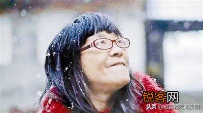 余秀华是谁,这几天头条首页为什么全是她,有人知道吗？