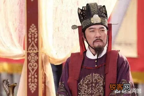 武则天当上皇后之后,采取了哪些措施巩固位置？
