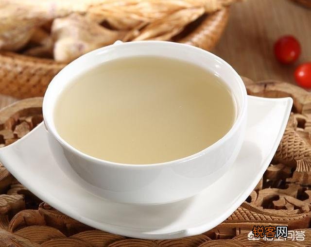 一些麻辣烫的底料为什么是白色的?