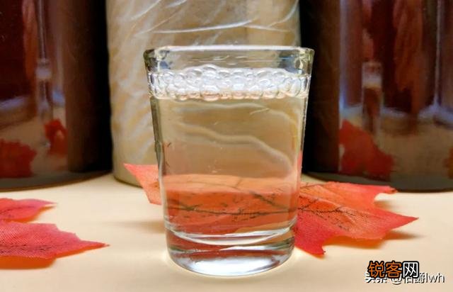 想买几箱低端酱香酒保存,不知王子,迎宾,金沙回沙,珍五怎么样?