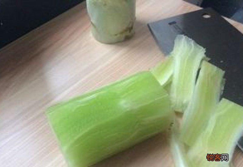 怎么削莴笋皮