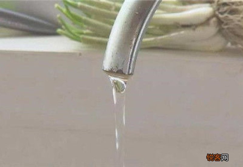 小区高层水压低谁负责